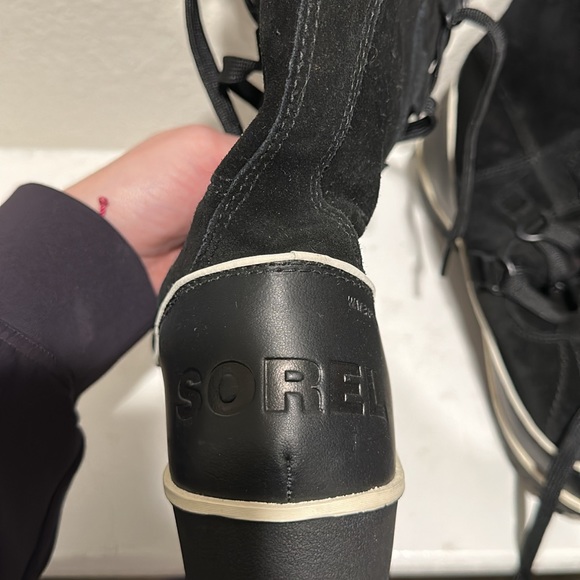 Sorel Snow Boots - Picture 4 of 5